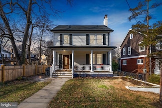 7406 Carroll Ave, Takoma Park, MD 20912