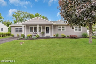 726 Hardean Rd, Brick, NJ 08724