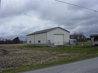 431 E 137th Ave, Crown Point, IN 46307