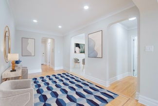 720 Fort Washington Ave Unit 2V, New York, NY 10040