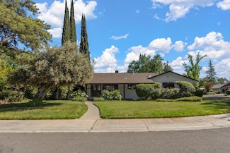 3300 Club Ln, Sacramento, CA 95821