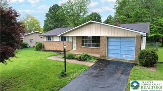 182 W School St, Alburtis, PA 18011
