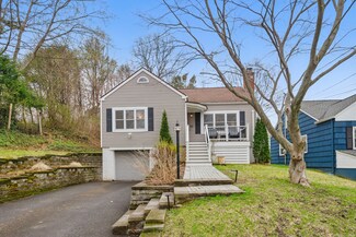 120 Louvain St, Fairfield, CT 06825