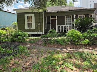 2509 St Emanuel St, Houston, TX 77004