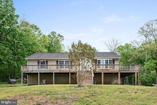 246 Locust Ln, Edinburg, VA 22824