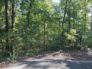 7 Sunset Dr, Jamestown, KY 42629