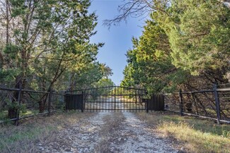 17713 Wortham Bend Rd, China Spring, TX 76633