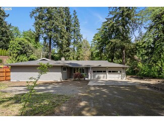 17284 SE Oatfield Rd, Milwaukie, OR 97267