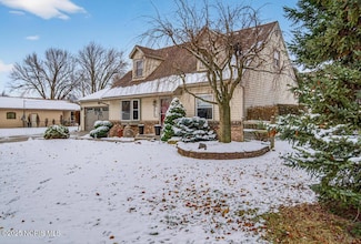 1979 Beachcraft Dr, Northwood, OH 43619