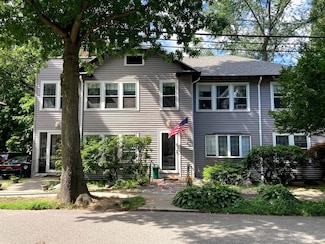 36 Beaconsfield Rd Unit 2, Brookline, MA 02445