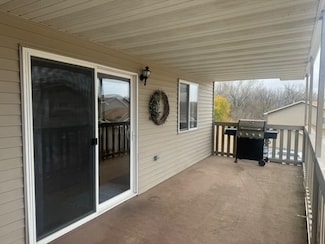 1652 Exchange St Unit 20, Okoboji, IA 51355
