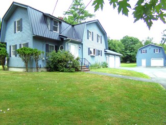 50 Snows Corner Rd, Orrington, ME 04474
