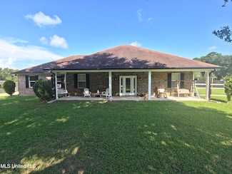 20029 Borzik Rd, Saucier, MS 39574