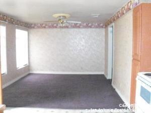 1502 W Thompson Place, San Antonio, TX 78226