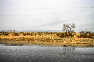 830 Shumway Rd, Omak, WA 98841