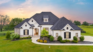 217 Doe Run Rd, Nicholasville, KY 40356