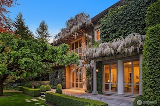 107 NW Highland Dr, Shoreline, WA 98177