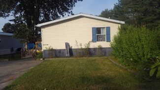 2 Wanda Ln, Exeter, NH 03833