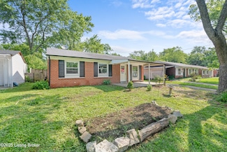 4601 Aral Dr, Louisville, KY 40219