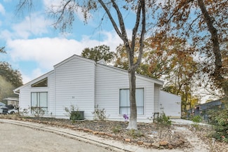 50 April Village, Montgomery, TX 77356