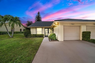 7821 SE Sugar Sand Cir, Hobe Sound, FL 33455
