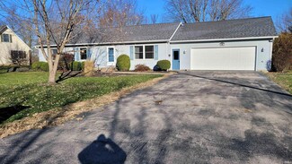 314 W 10th St, Portland, IN 47371