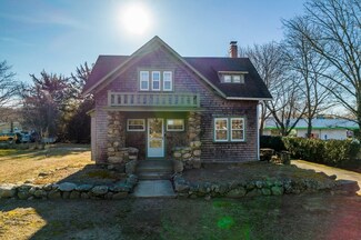 236 Russells Mills Rd, South Dartmouth, MA 02748