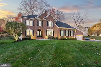 12882 Crouch Dr, Fairfax, VA 22030