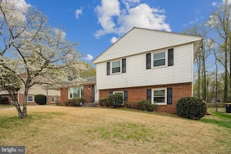 12103 Chesterton Dr, Upper Marlboro, MD 20774