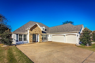 135 Callaway Cir, Hot Springs, AR 71913