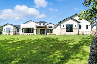 527 Royal Santana Run, Weatherford, TX 76087