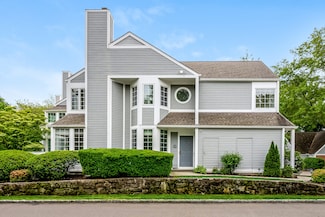 22 Hale Ln Unit 22, Darien, CT 06820