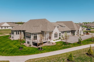 1503 Sandhill Blvd Unit 2, Hartland, WI 53029