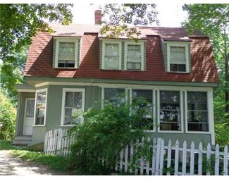 3 Oaklawn Rd, Portland, ME 04108