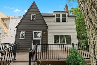 2804 Shenandoah Dr, Royal Oak, MI 48073