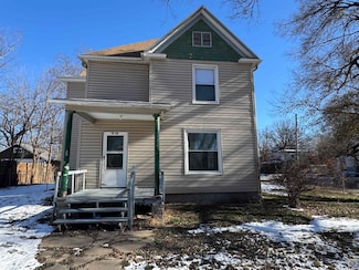 1532 SW Western Ave, Topeka, KS 66604