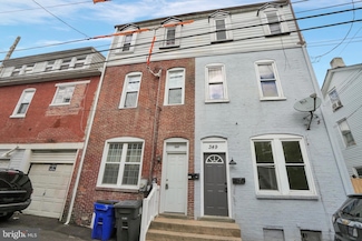 347 Union Alley, Pottstown, PA 19464