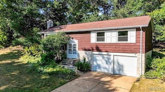 822 Country Stone Dr, Ballwin, MO 63021