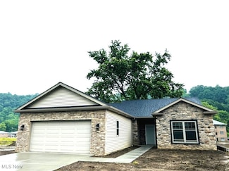 279 Haley Cir, Weirton, WV 26062