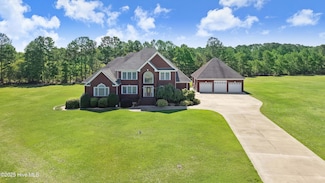 106 Woodmere Ln, Goldsboro, NC 27530