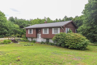 62 Yarmouth Rd, Gray, ME 04039