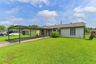 5007 Northridge Dr, Houston, TX 77033
