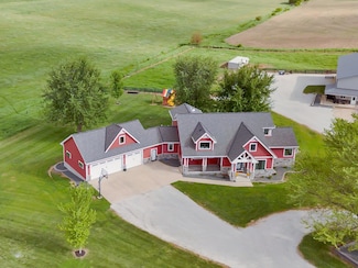 947 250th St, Avoca, IA 51521