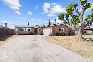3713 Sechrest Ave, Bakersfield, CA 93309