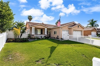 1261 Florence St, Corona, CA 92882
