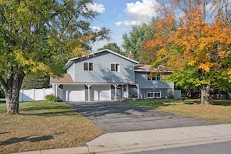 379 15th St N, Sartell, MN 56377