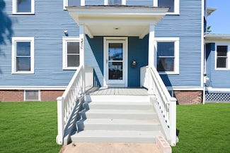 350 King St Unit 1, Springfield, MA 01109