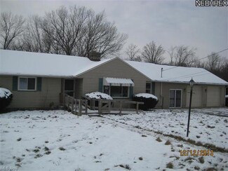 303 Burkhardt Ave NE, Canton, OH 44704