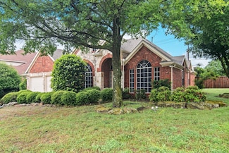 621 Candle Meadow Blvd, Desoto, TX 75115