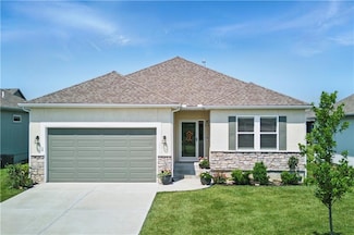 2413 NW Sunnyvale Ct, Blue Springs, MO 64015